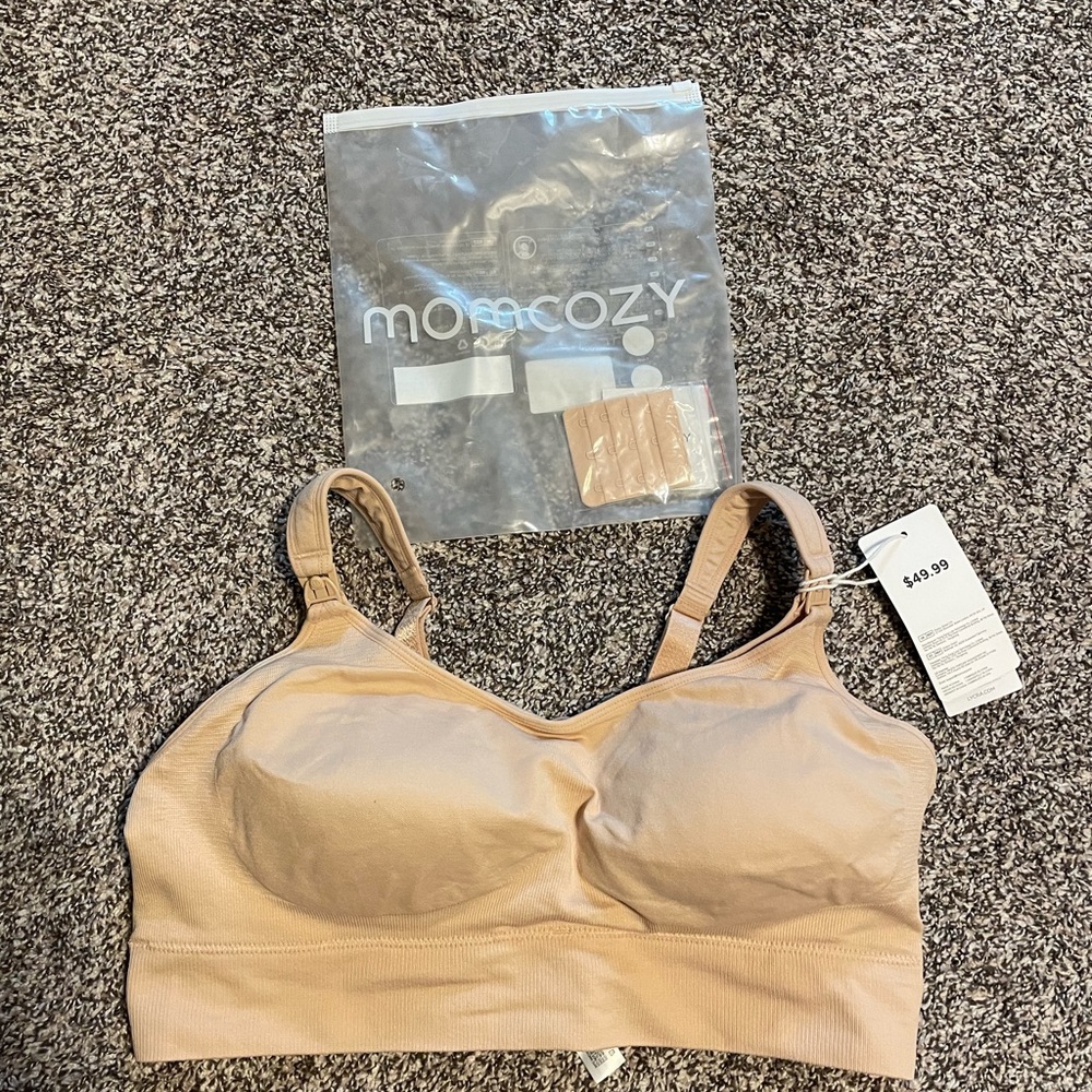Momcozy hands free pumping bra nursing bra